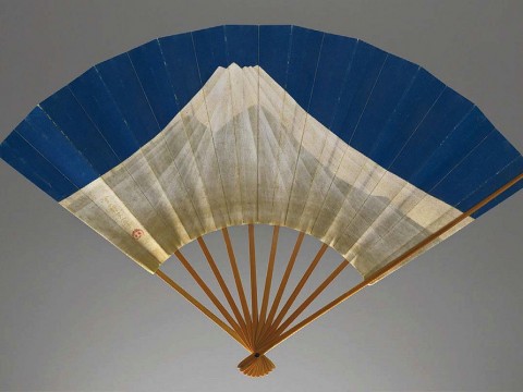 Photograph of Edo era fan depicting Mount Fuji and Mount Tsukuba on alternate sides